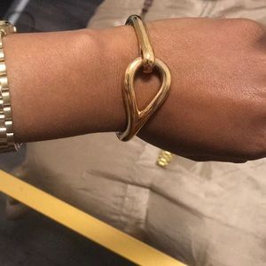 Italian knot 18k gold plated bracelet .